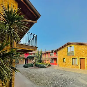 Easy Airport Private Parking Appartamento