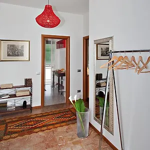 https://dd-house.italymilanhotels.net